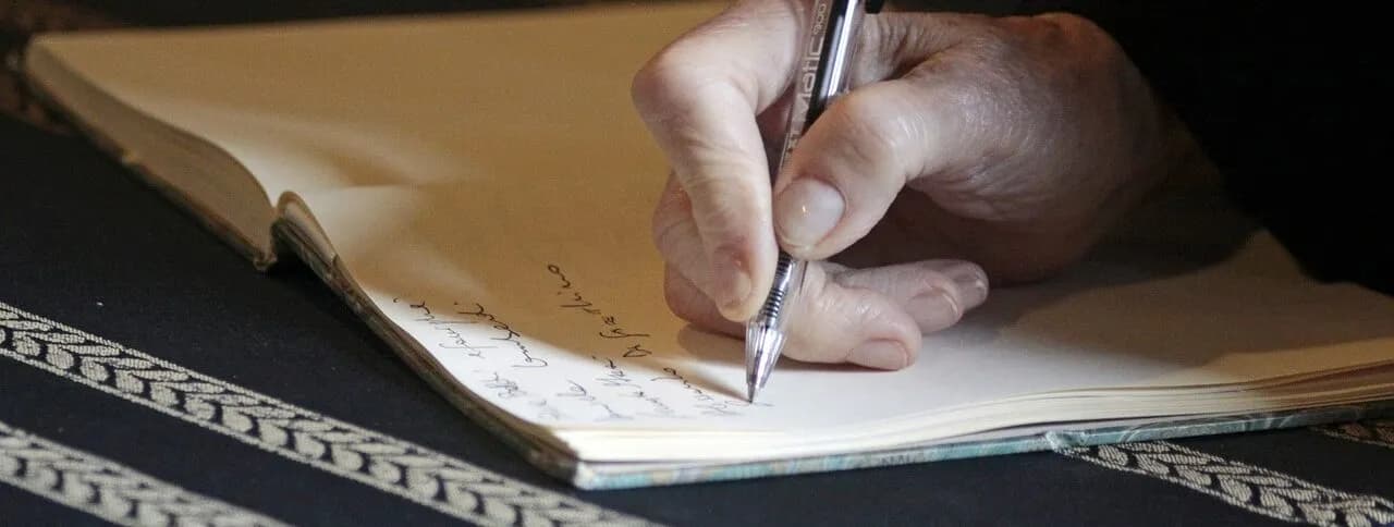 Czy testament napisany odręcznie jest ważny? Sprawdź wymagania prawne