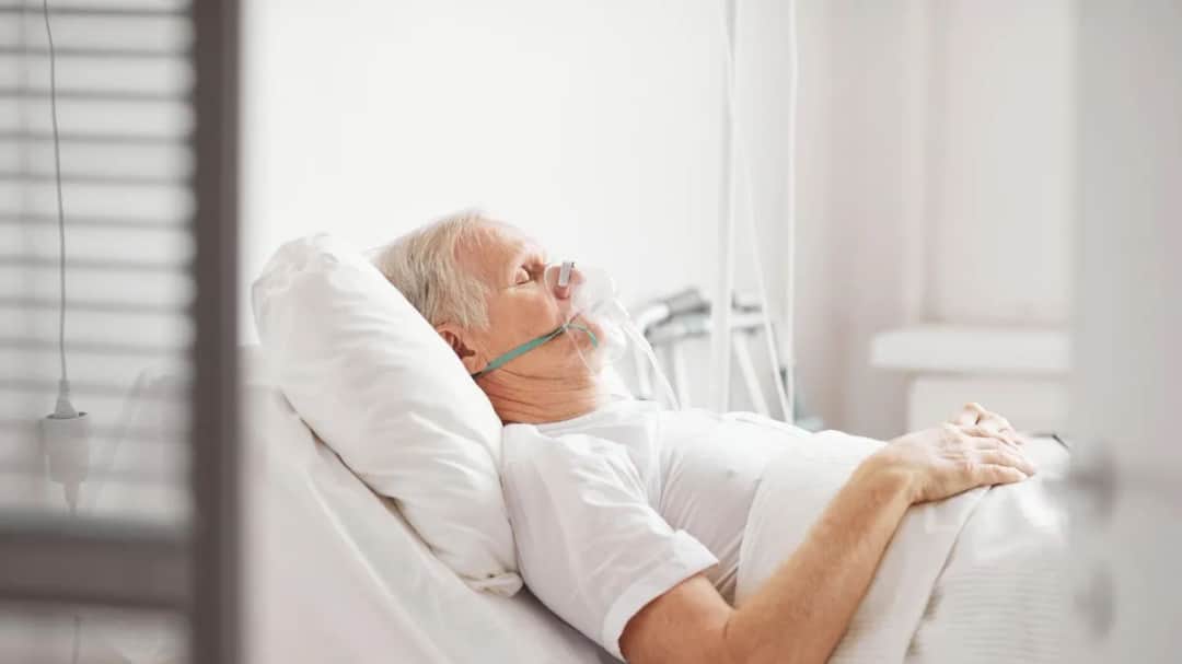 Jak długo trwa zapalenie płuc u osób starszych? Czas rekonwalescencji