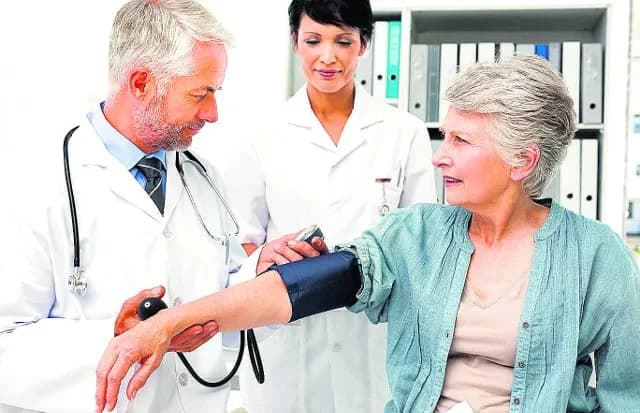 Jakie czynniki decydują o wysokości renty chorobowej w Polsce?