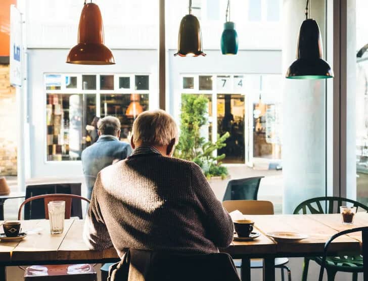 Ile lat trzeba przepracować, żeby dostać emeryturę? Poznaj wymagania