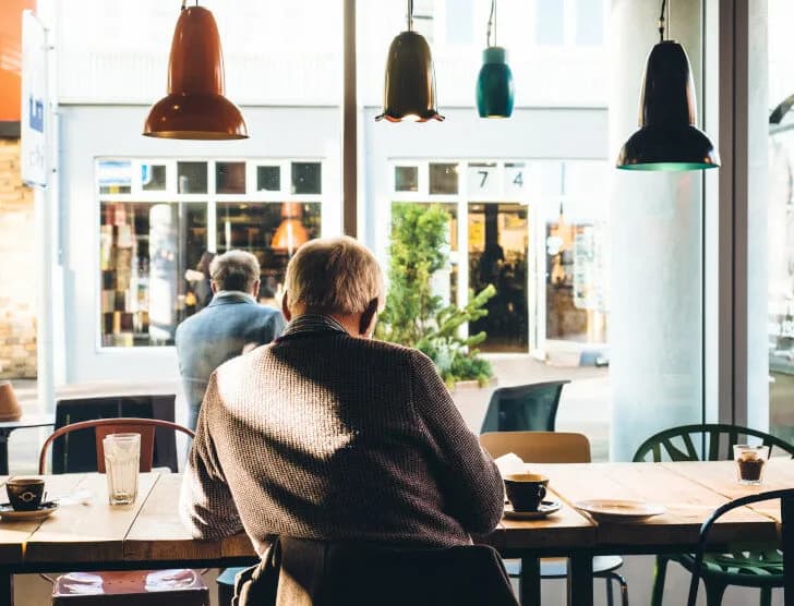 Ile lat trzeba przepracować, żeby dostać emeryturę? Poznaj wymagania