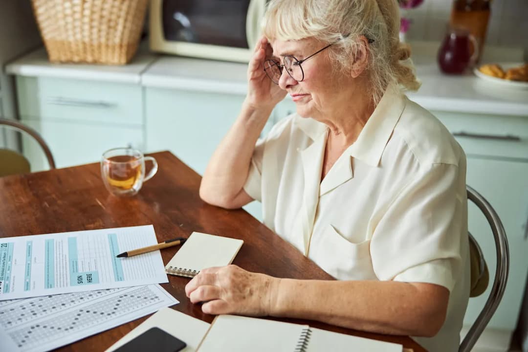 Osoba która nie ma ustalonego prawa do emerytury lub renty - co robić?