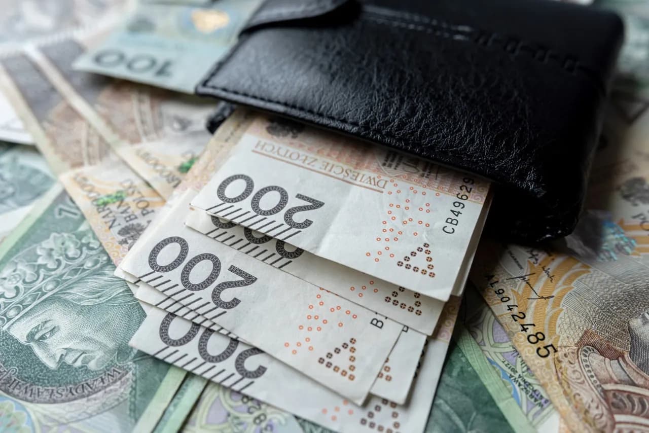 Ile wynosi 13 emerytura? Sprawdź, ile naprawdę dostaniesz netto