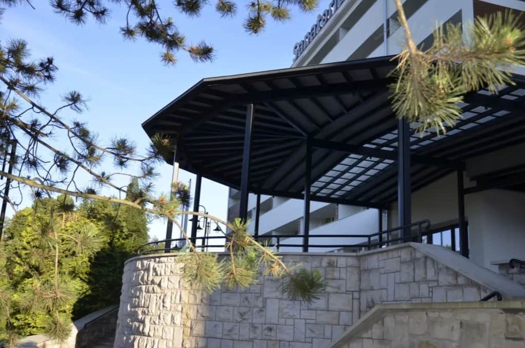 Sanatorium MSWiA Kudowa-Zdrój - wyjątkowe terapie i komfortowe noclegi