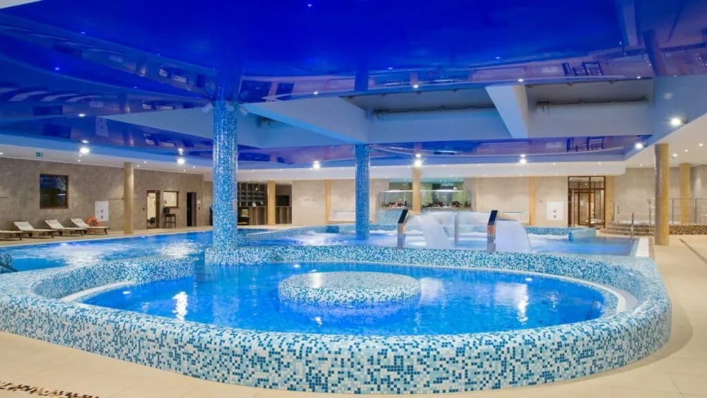 Wieniec-Zdrój sanatoria: najlepsze terapie i komfortowe pobyty zdrowotne